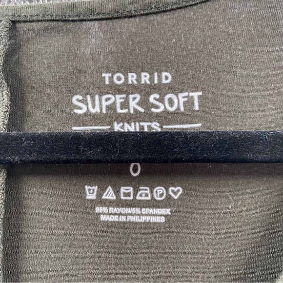 Torrid Stretch Challis Tunic Top Olive Green Size 0 M/L - Picture 5 of 9